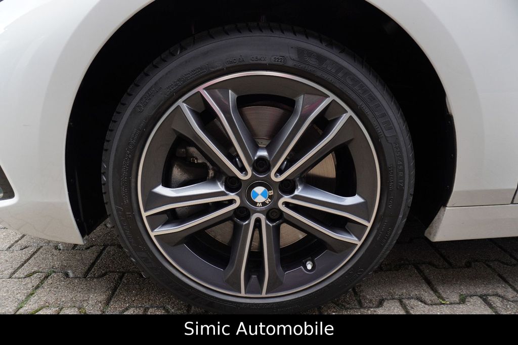 BMW 120 2022