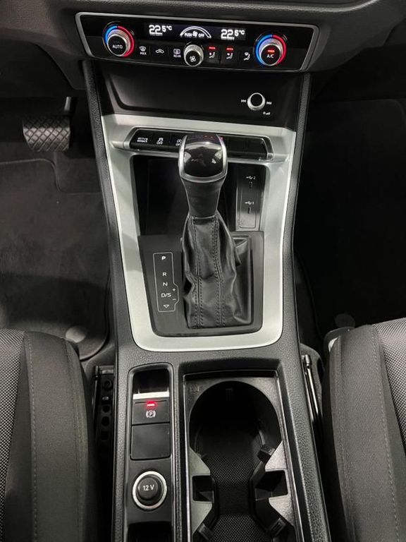 Audi Q3 2021