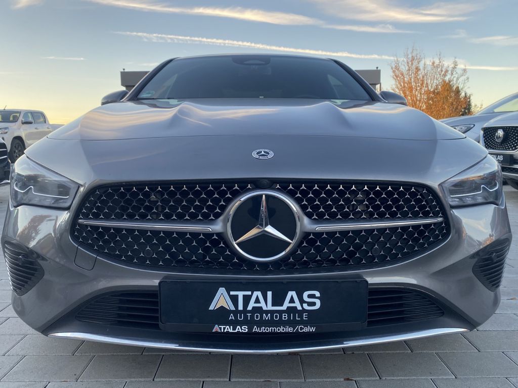 Mercedes-Benz CLA 200 2023