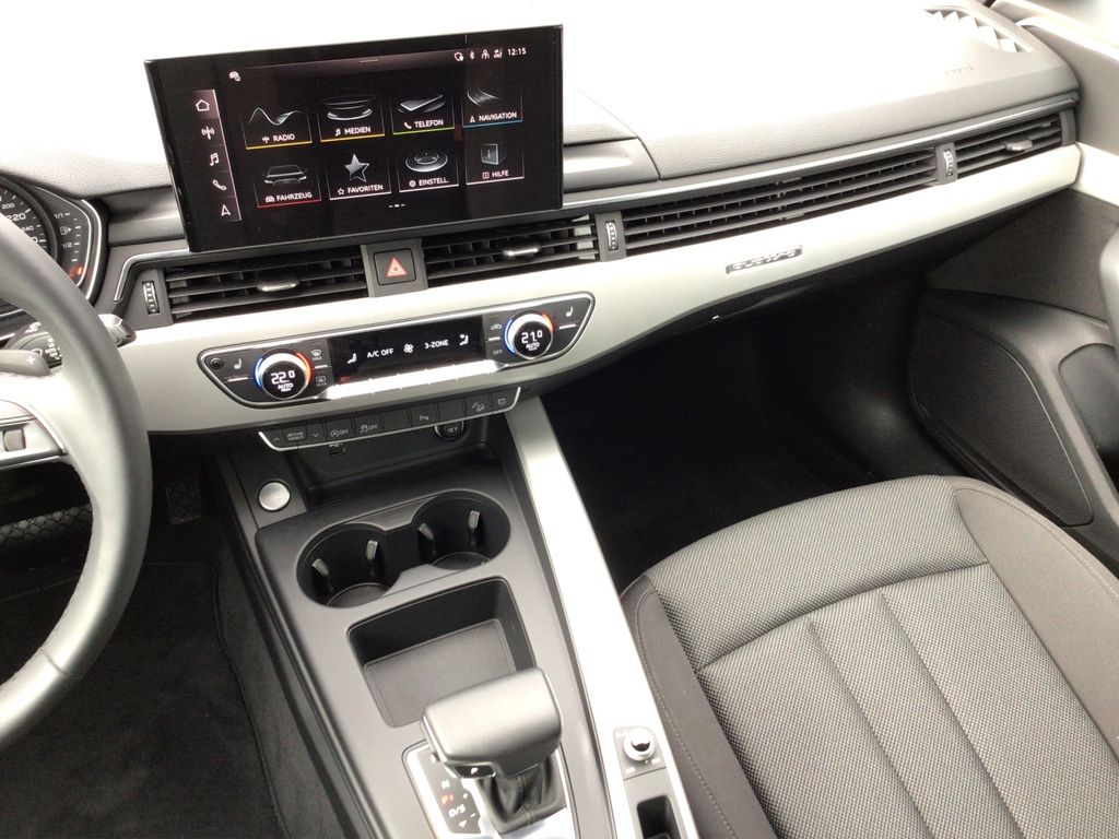 Audi A4 Allroad 2024