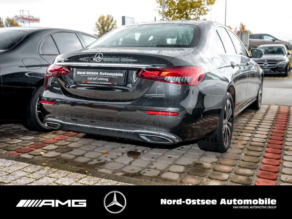 Mercedes-Benz E 300 2022