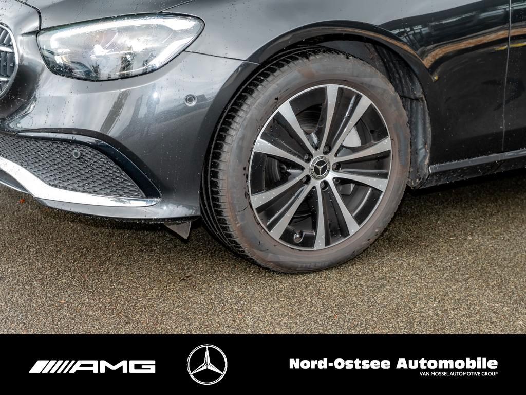 Mercedes-Benz E 300 2022