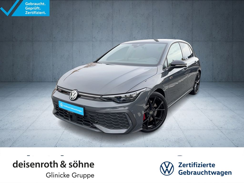 Volkswagen Golf 2025