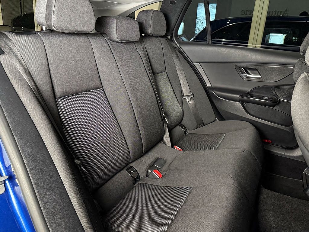 Mercedes-Benz C 200 2023