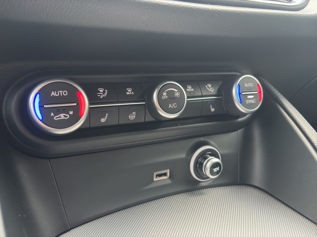 Alfa Romeo Stelvio 2024