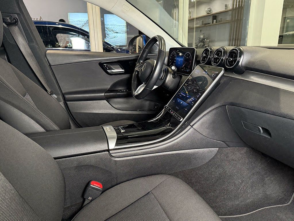 Mercedes-Benz C 200 2023
