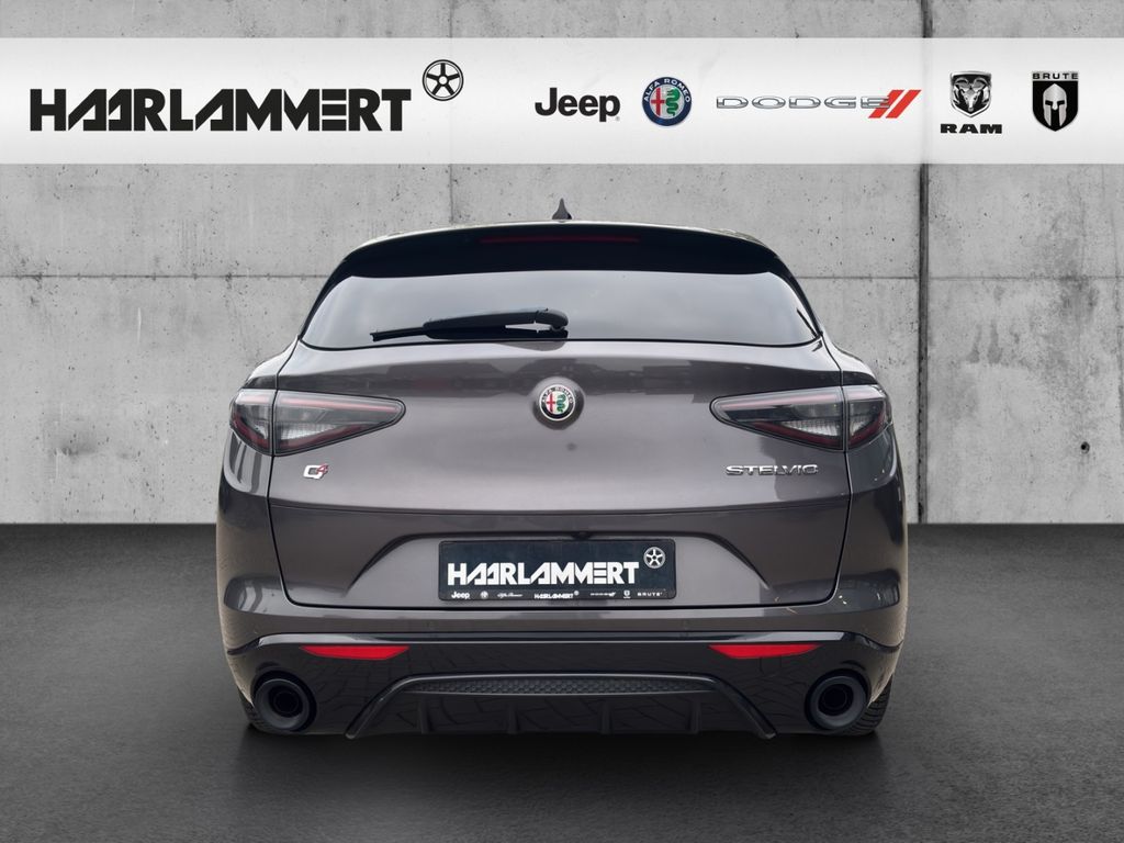Alfa Romeo Stelvio 2024