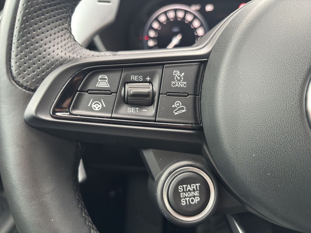 Alfa Romeo Stelvio 2024