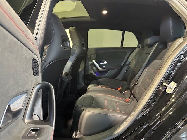 Mercedes-Benz CLA 180 Shooting Brake 2025