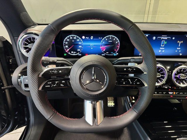 Mercedes-Benz CLA 180 Shooting Brake 2025
