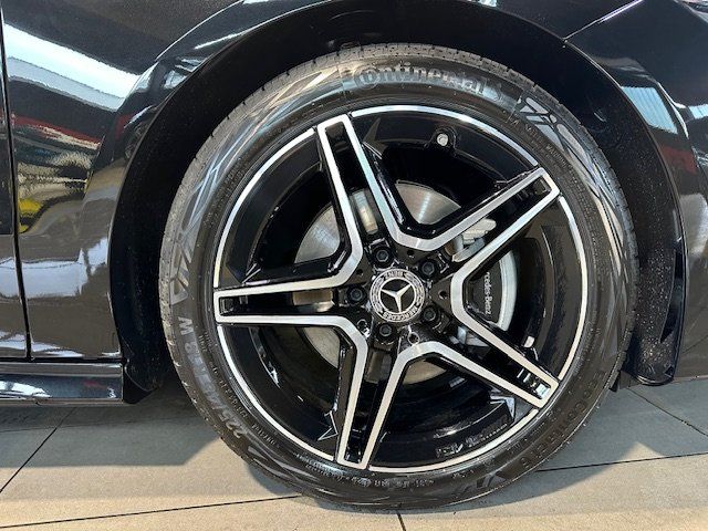 Mercedes-Benz CLA 180 Shooting Brake 2025