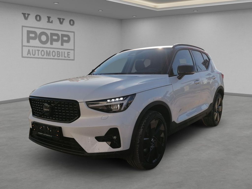 Volvo XC40 2025