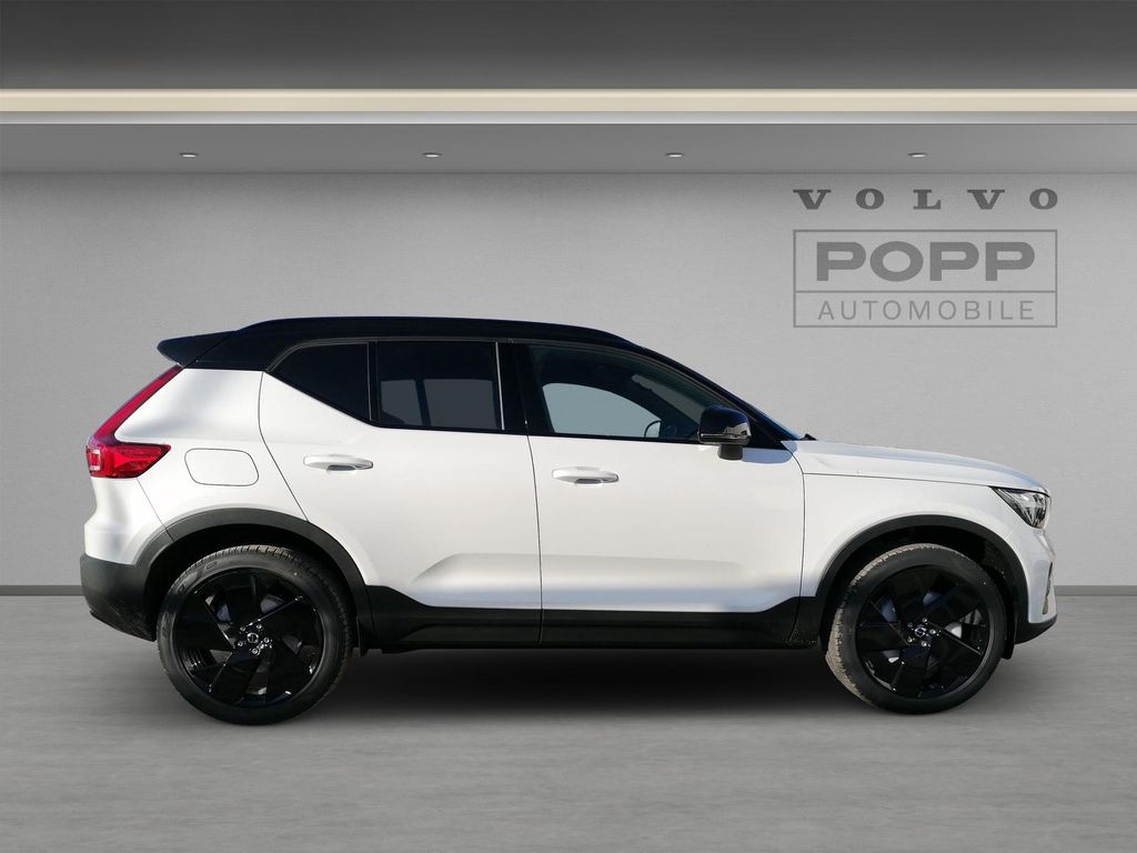 Volvo XC40 2025