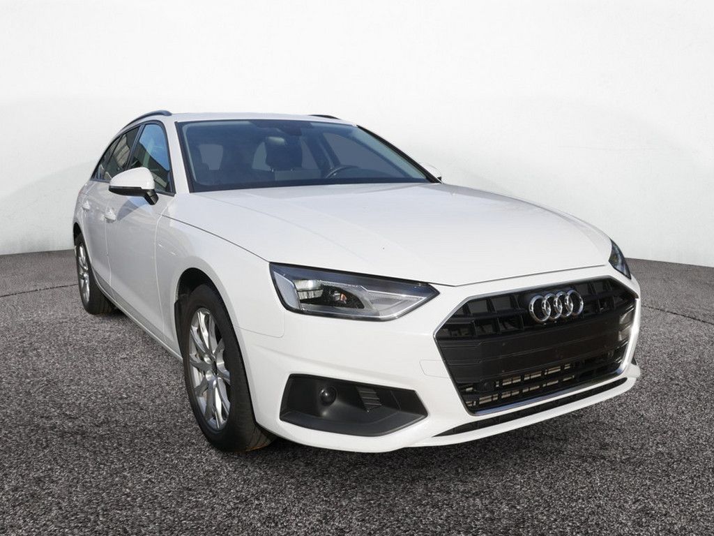 Audi A4 2022