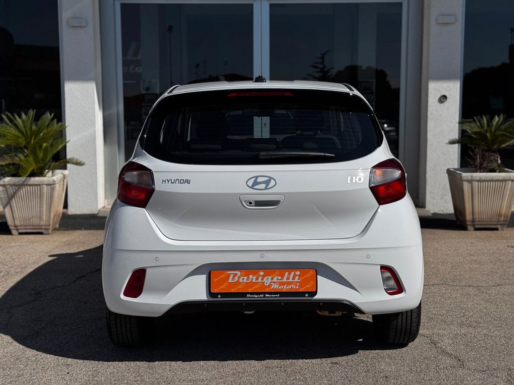Hyundai i10 2025