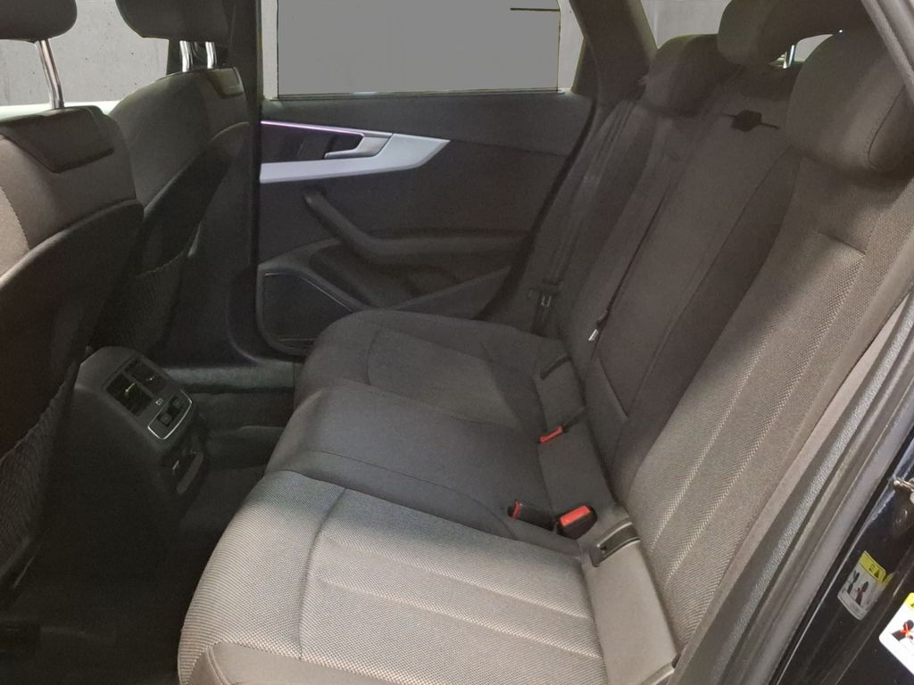 Audi A4 Allroad 2023