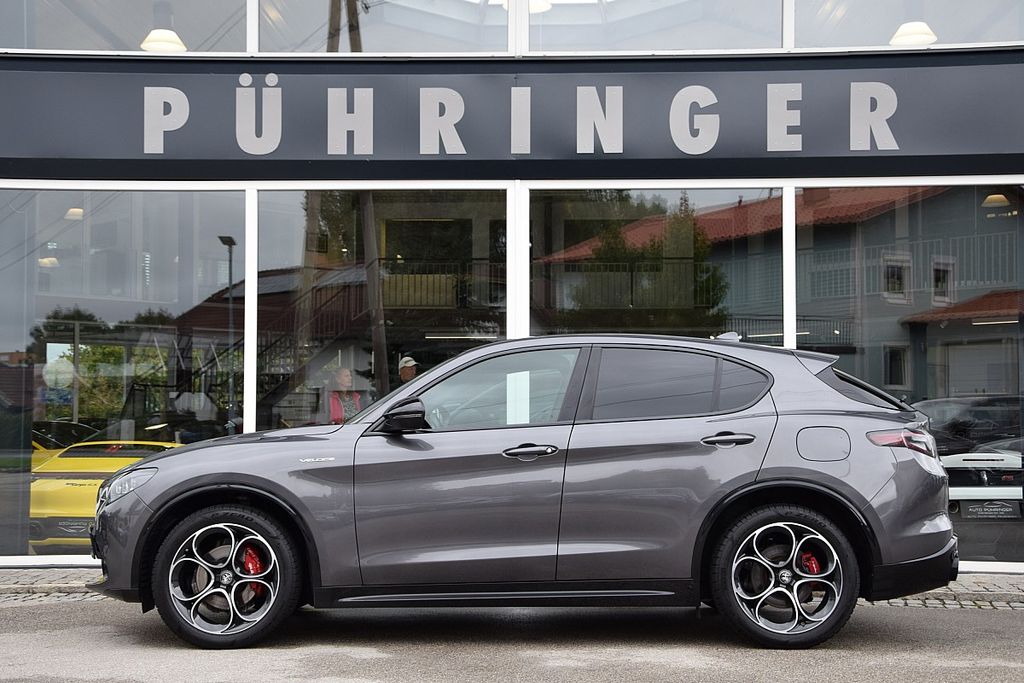 Alfa Romeo Stelvio 2023