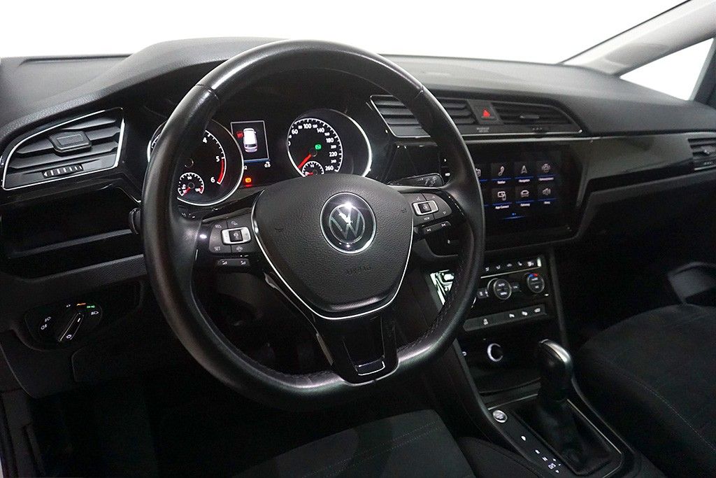 Volkswagen Touran 2022