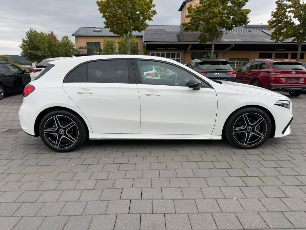 Mercedes-Benz A 180 2025