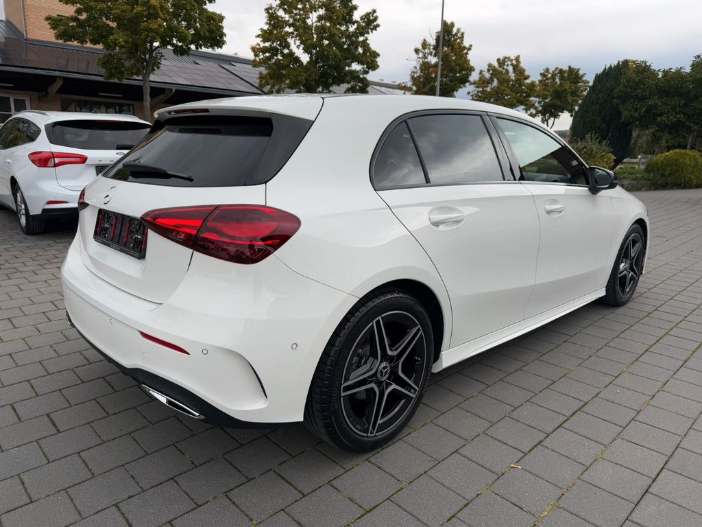 Mercedes-Benz A 180 2025
