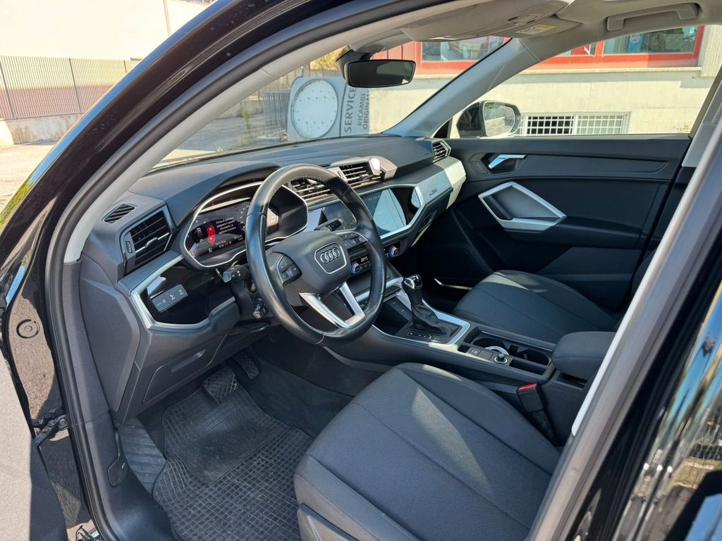Audi Q3 2021