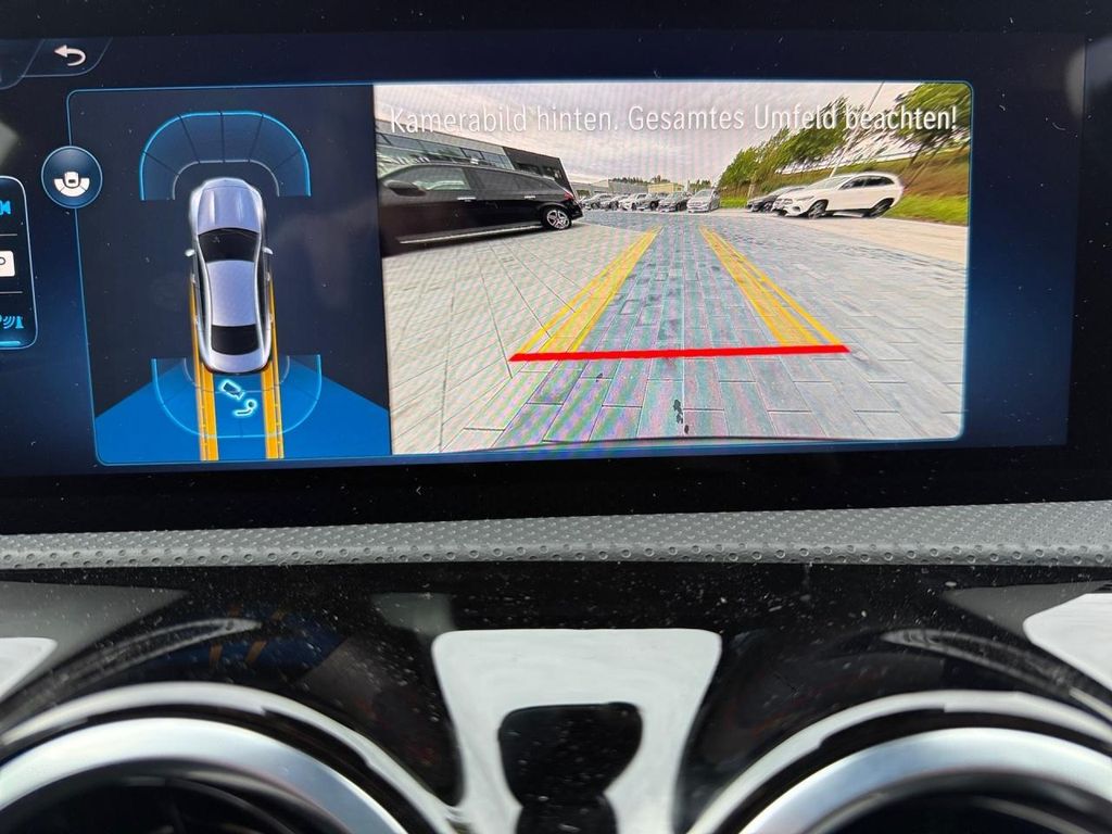 Mercedes-Benz CLA 180 2024