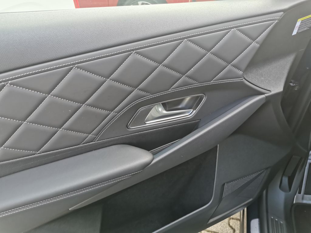 DS Automobiles DS7 (Crossback) 2023