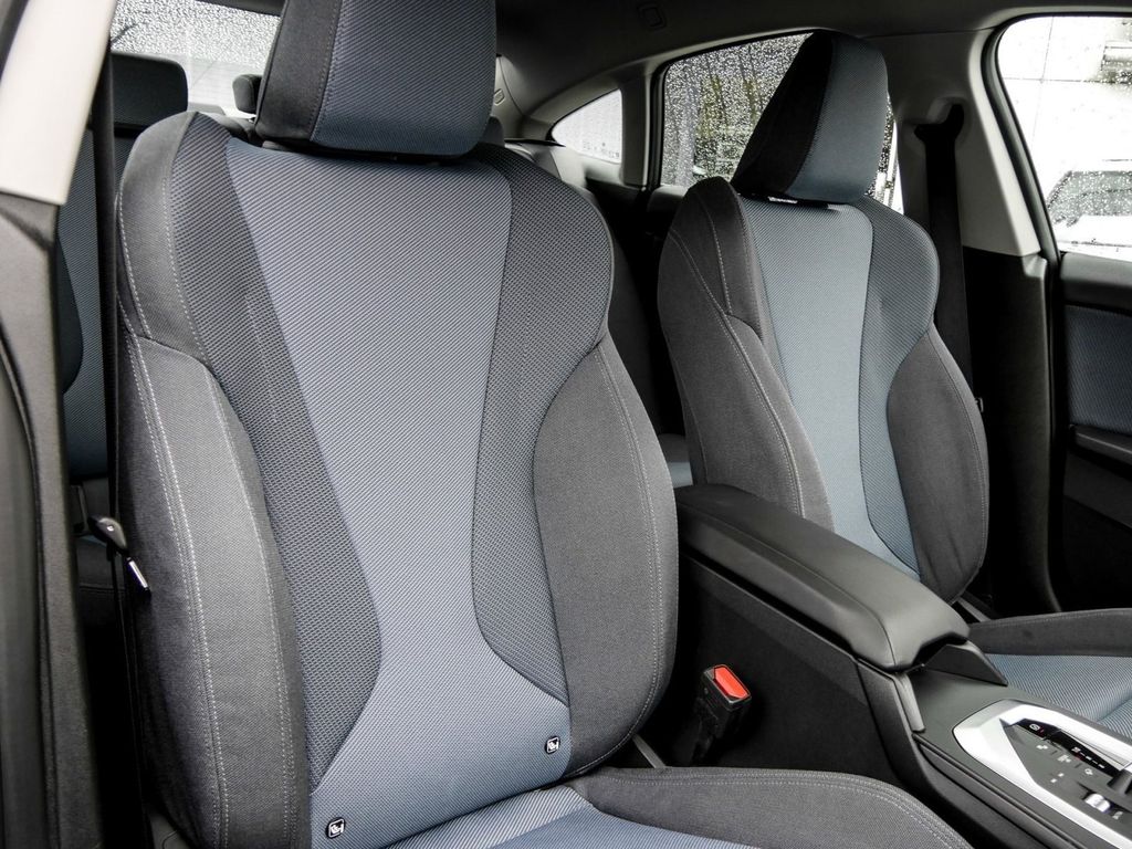 BMW 218 Gran Coupé 2025