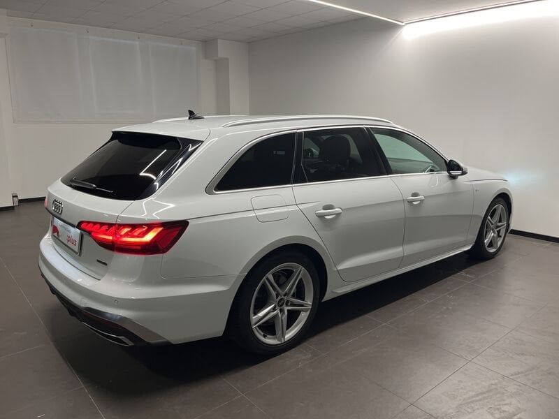 Audi A4 2024