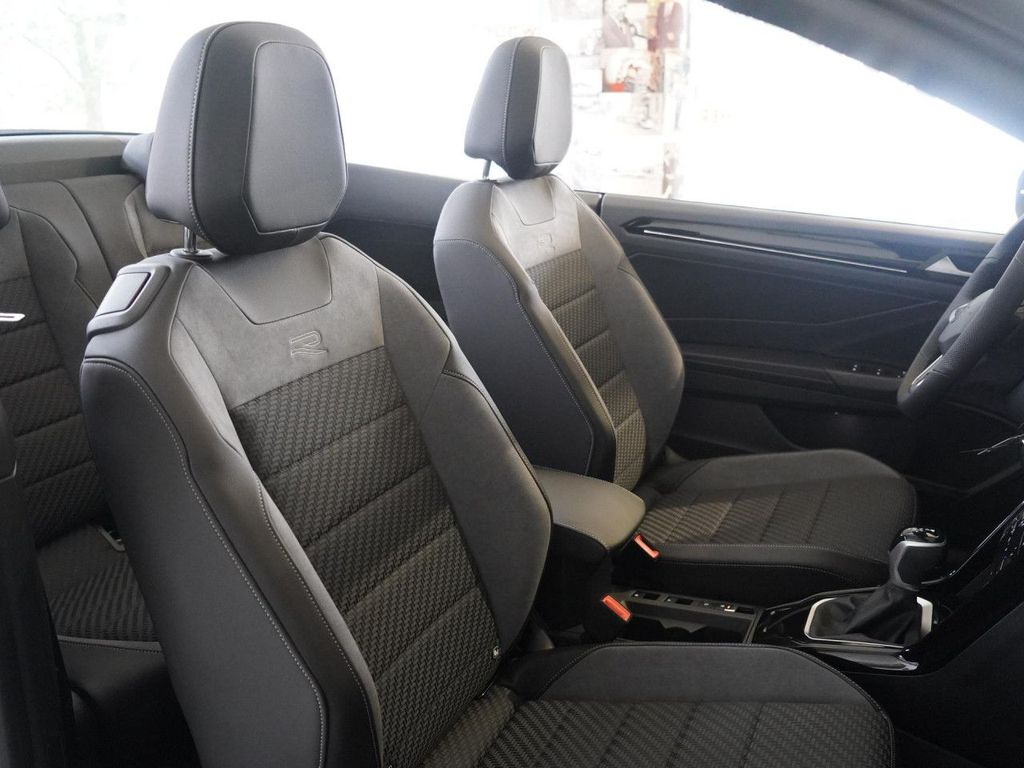 Volkswagen T-Roc 2025