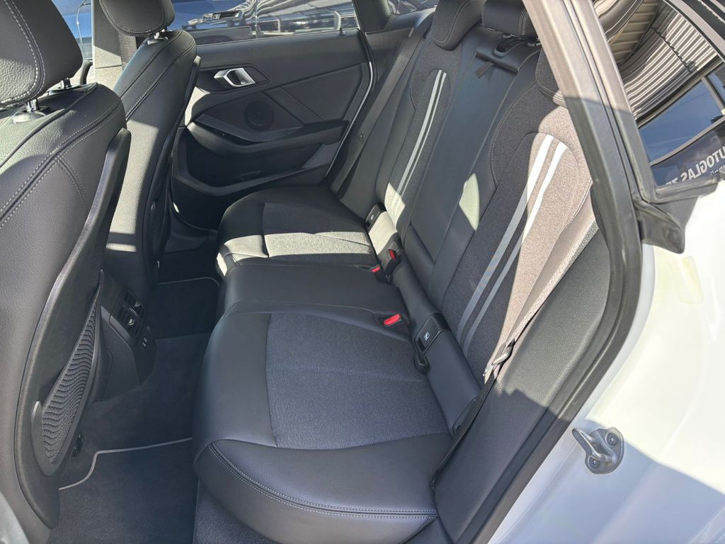 BMW 218 Gran Coupé 2024