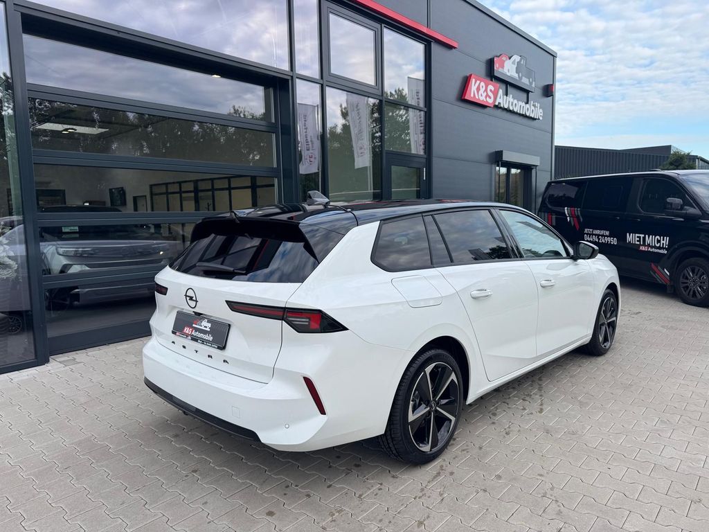 Opel Astra 2025