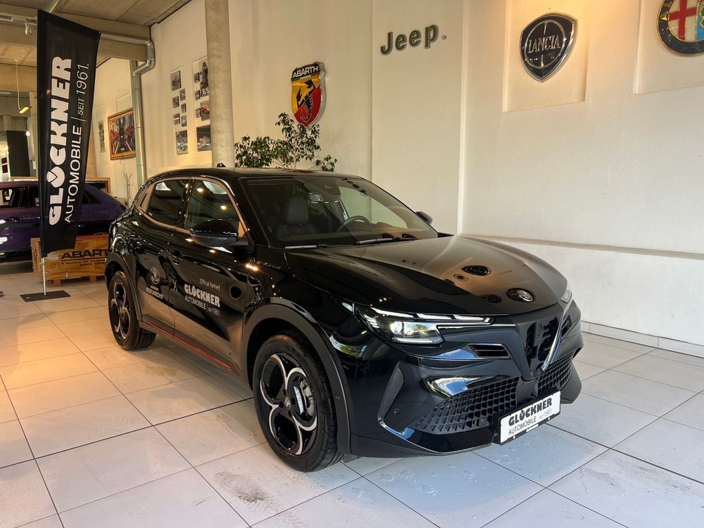 Alfa Romeo Junior 2025