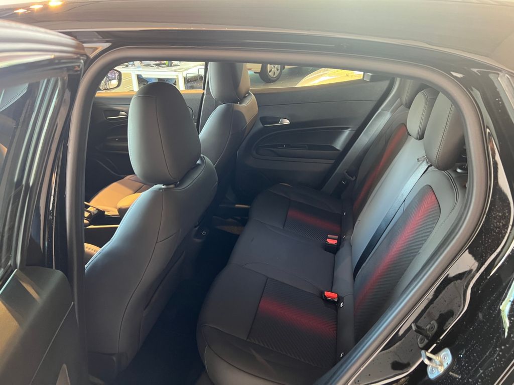 Alfa Romeo Junior 2025