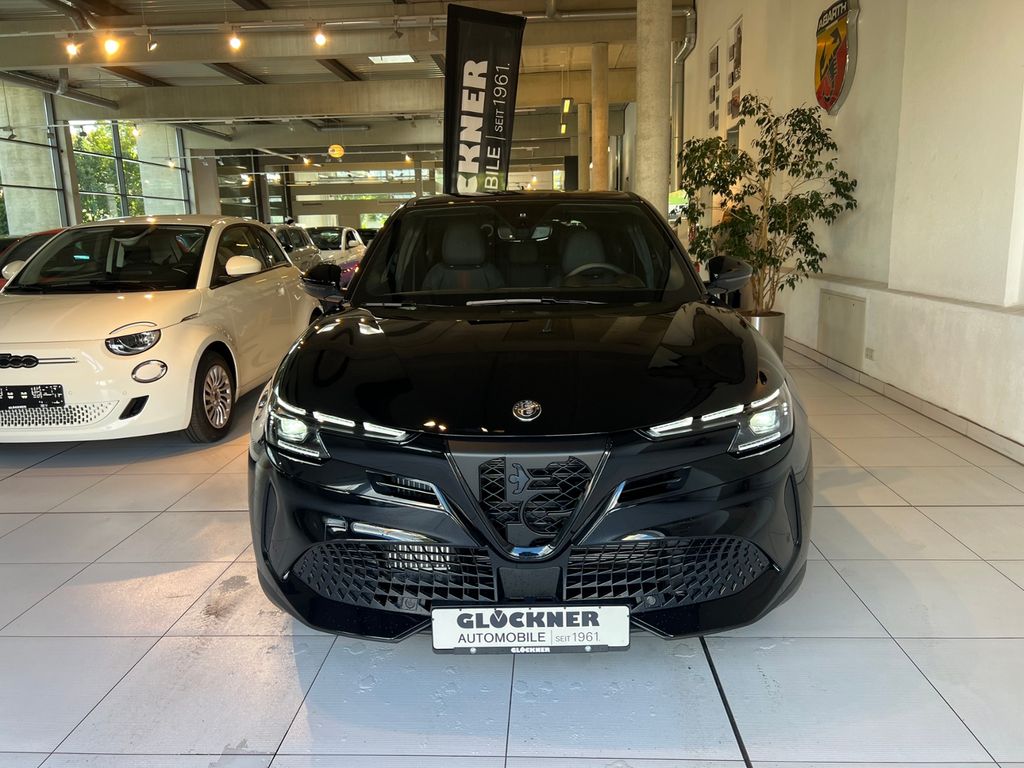 Alfa Romeo Junior 2025