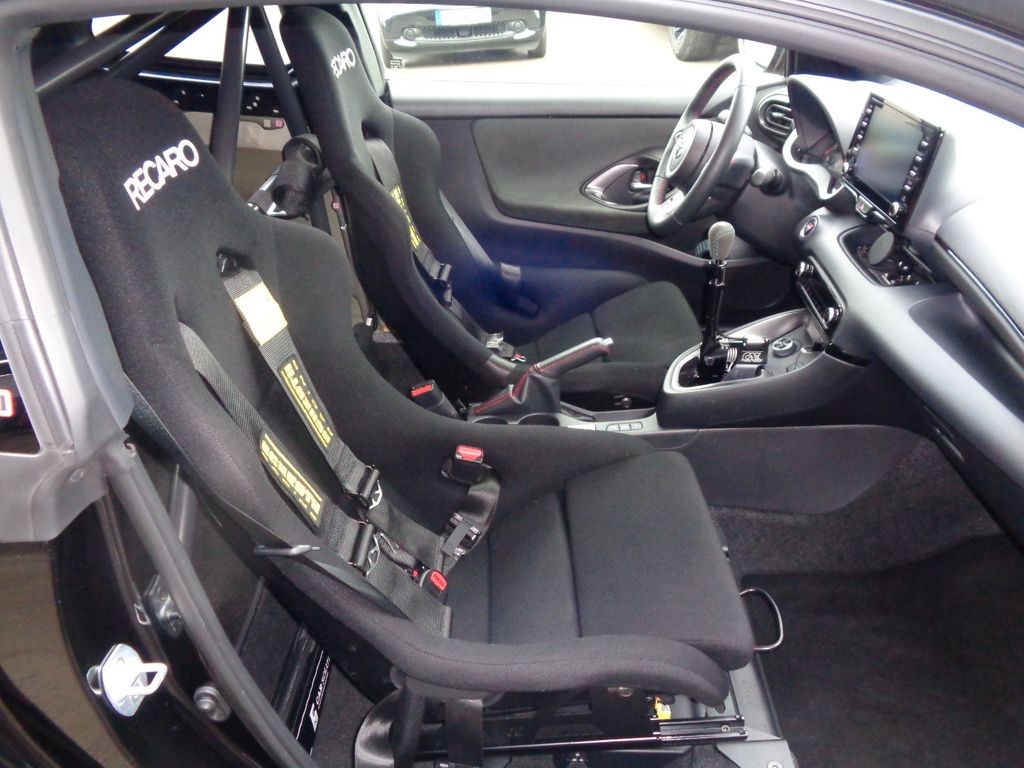 Toyota Yaris 2024