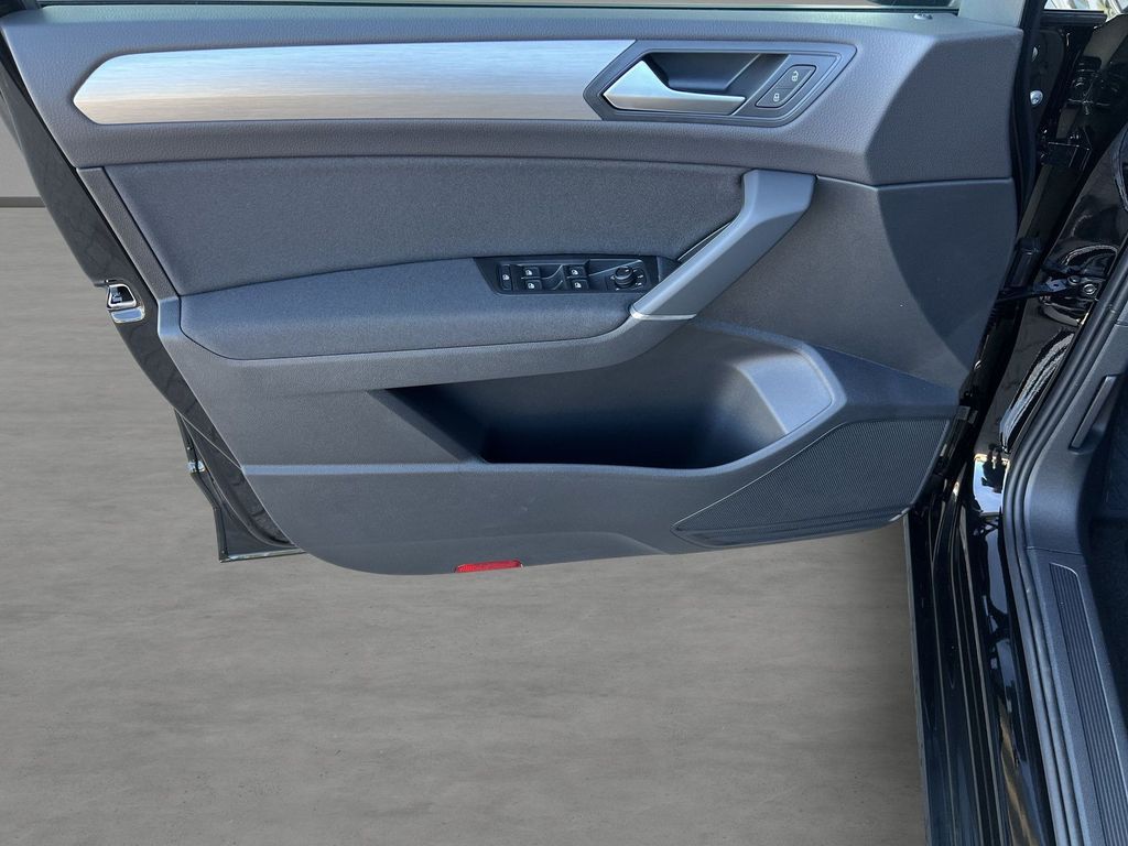 Volkswagen Touran 2025