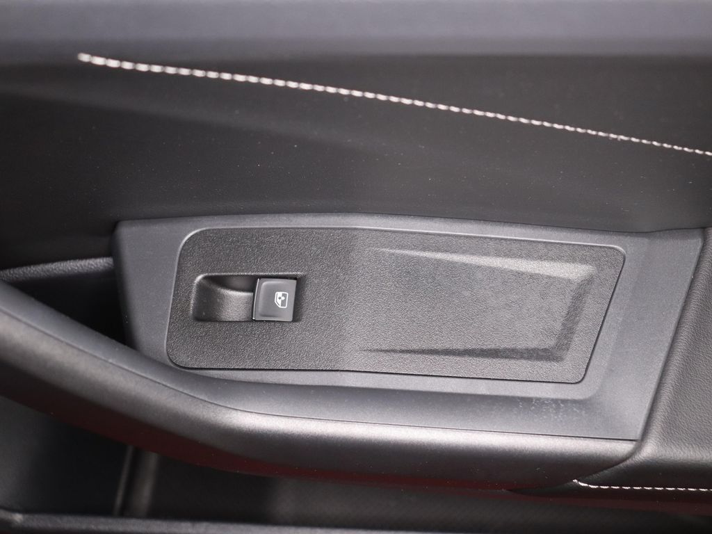 Volkswagen T-Roc 2024