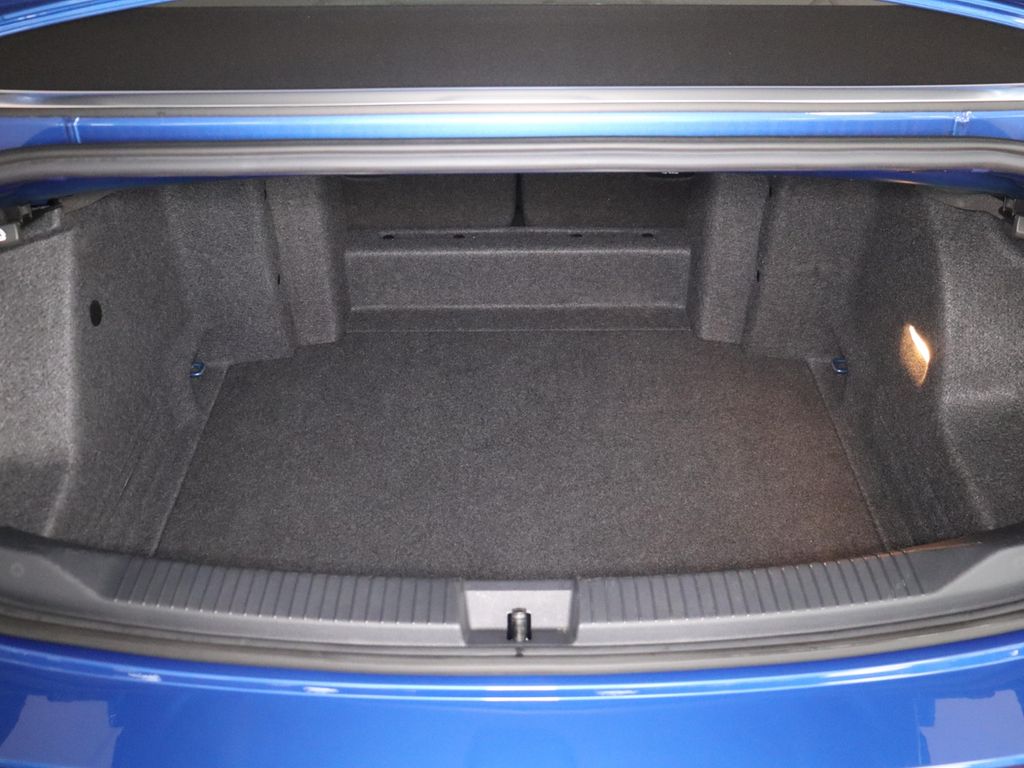 Volkswagen T-Roc 2024