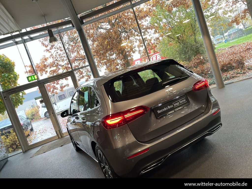 Mercedes-Benz B 180 2024