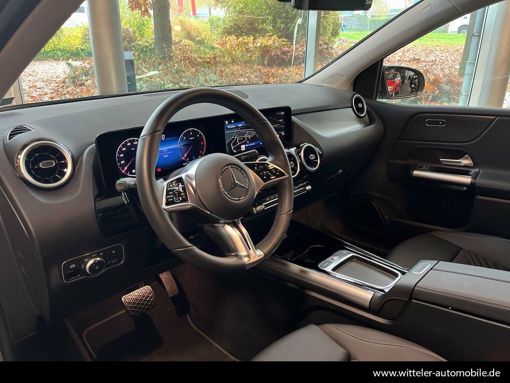 Mercedes-Benz B 180 2024