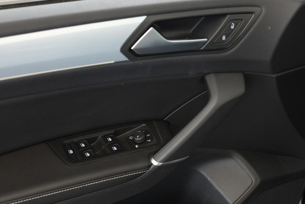 Volkswagen Touran 2025