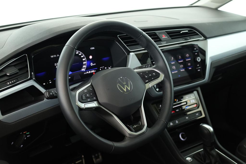 Volkswagen Touran 2025