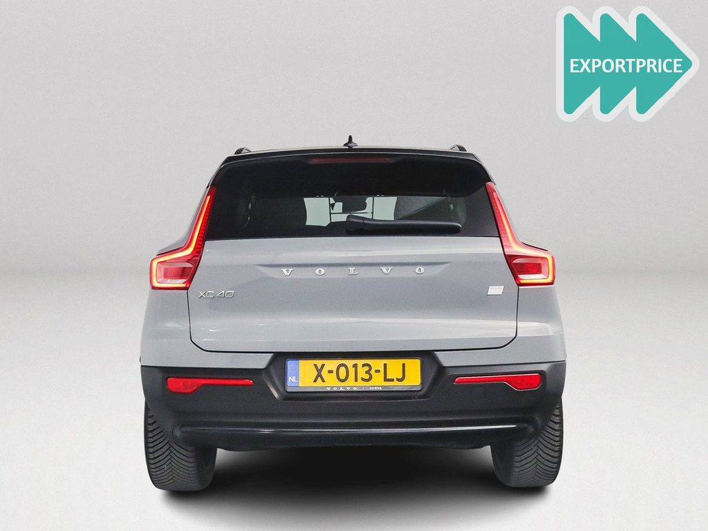 Volvo XC40 2023