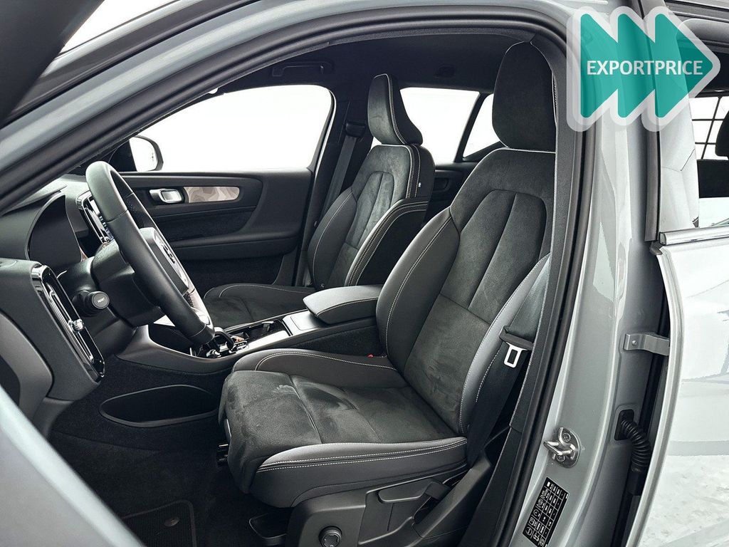 Volvo XC40 2023