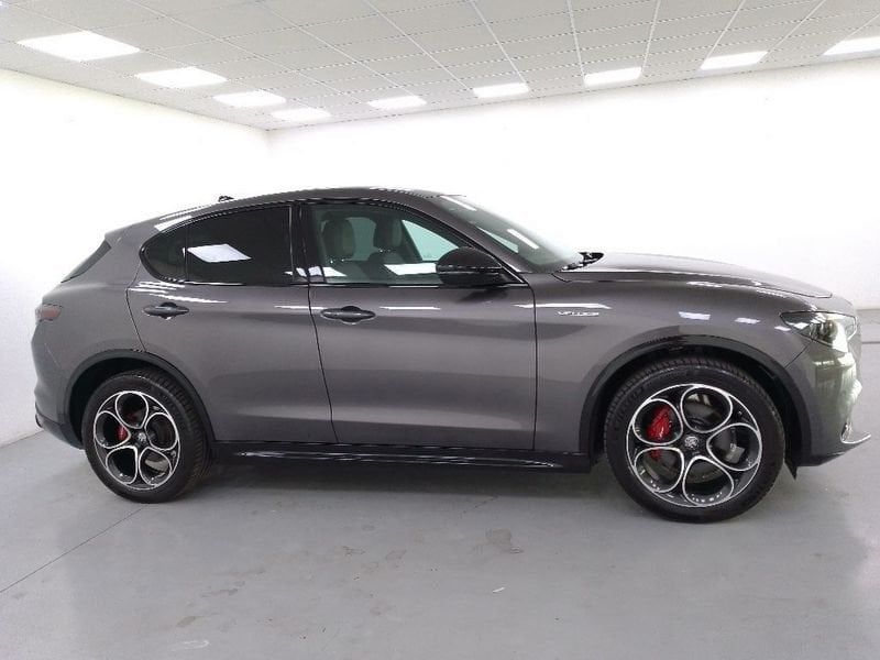 Alfa Romeo Stelvio 2024