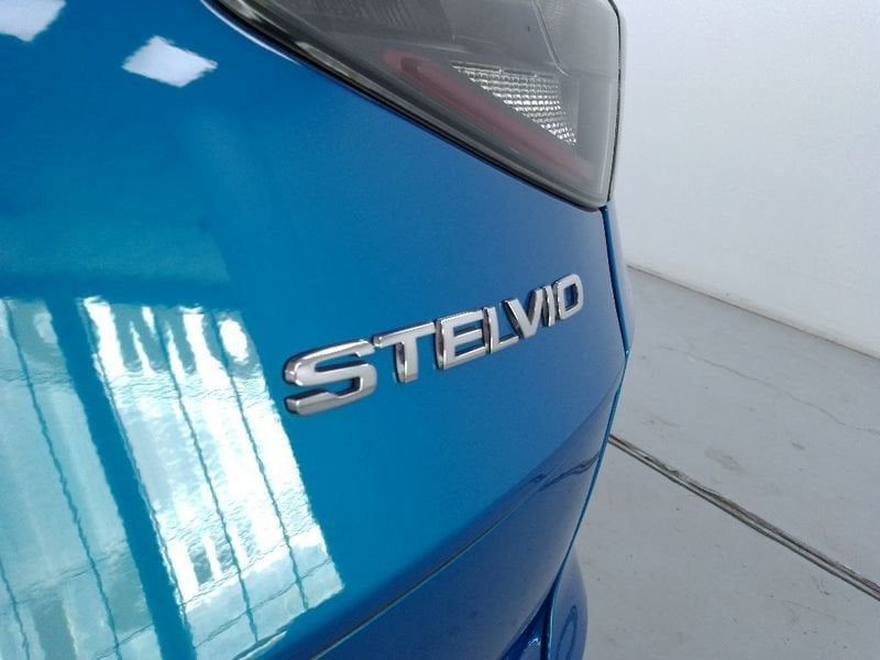 Alfa Romeo Stelvio 2024