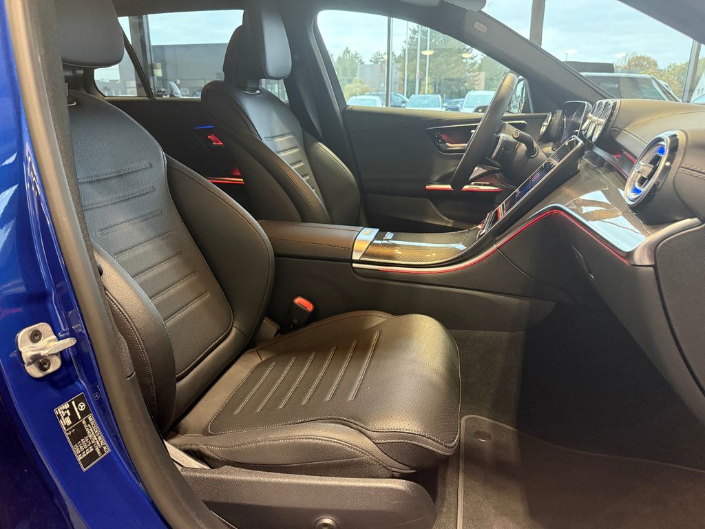 Mercedes-Benz C 300 2025