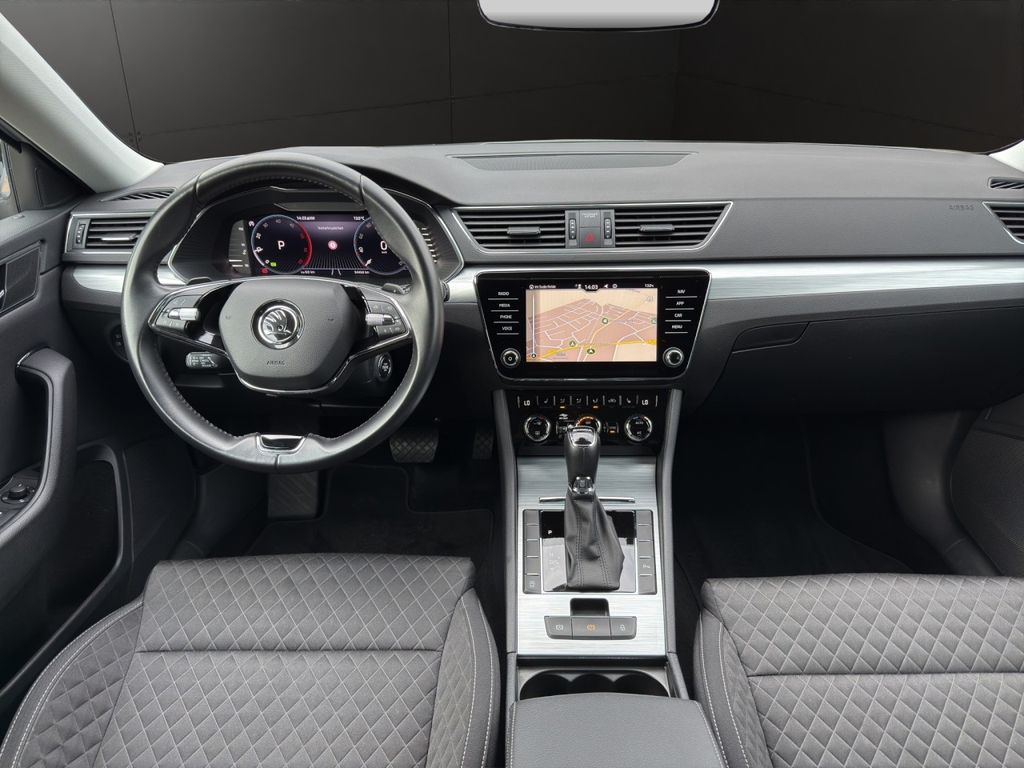 Skoda Superb 2022
