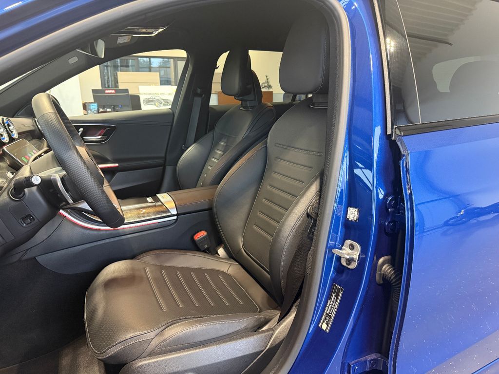 Mercedes-Benz C 300 2025